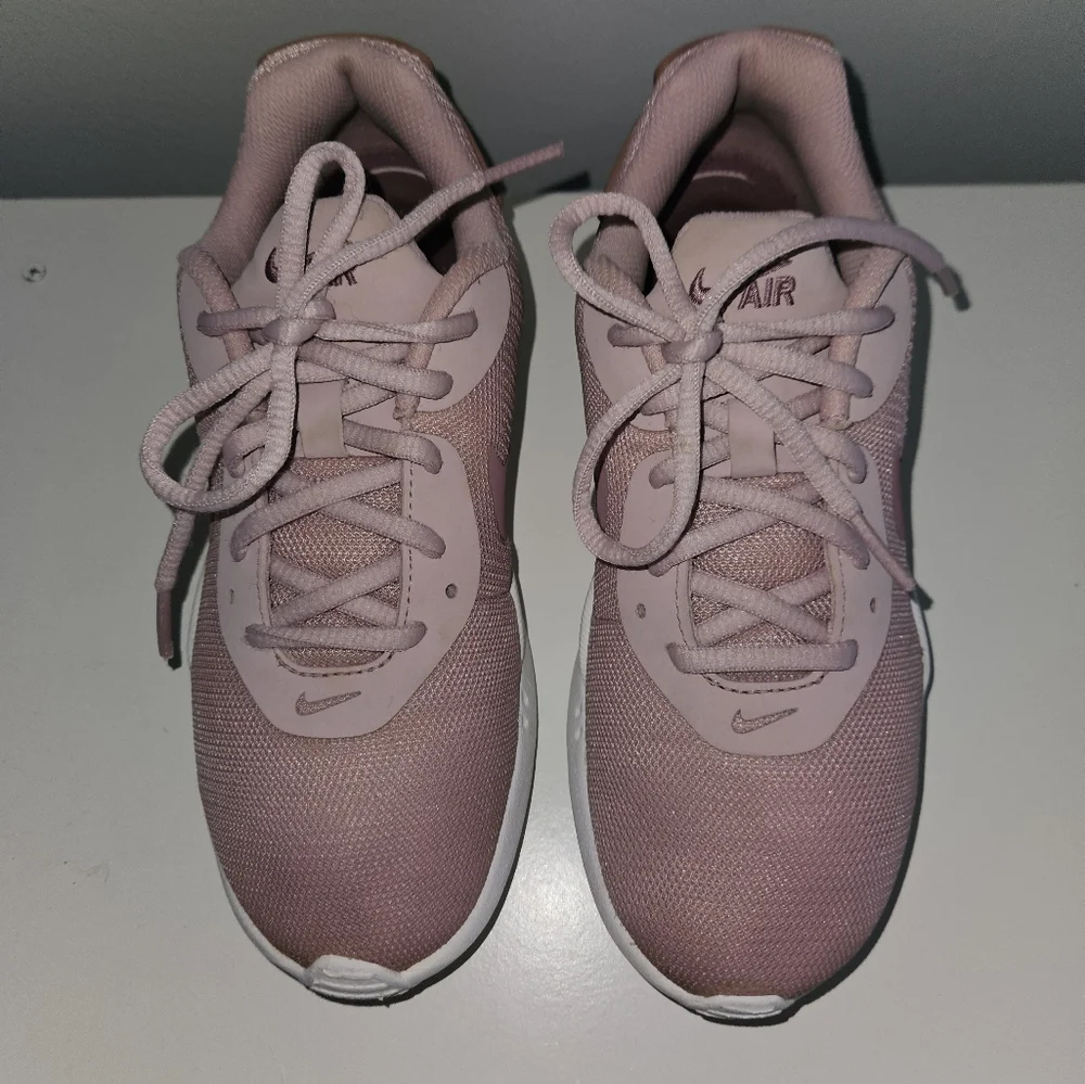 Nike Air Max Oketo Pink Athletic Shoes - Size 6 🩷 - Picture 4 of 10
